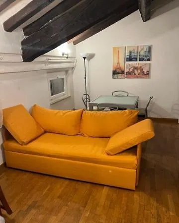 La Mansarda In Centro Lägenhet