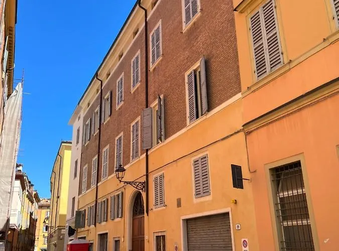 La Mansarda In Centro モデナ