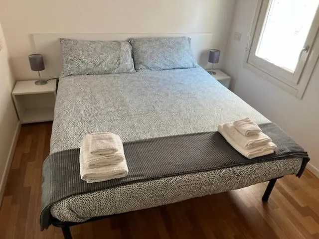 アパート La Mansarda In Centro