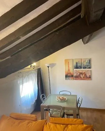 Lejlighed La Mansarda In Centro