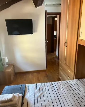 La Mansarda In Centro Appartement