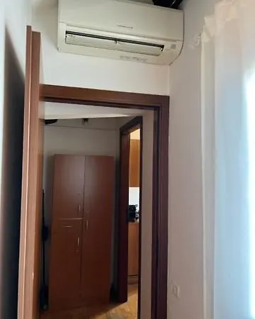 Appartement La Mansarda In Centro Modène