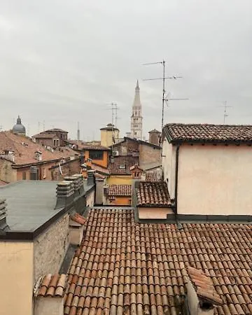 La Mansarda In Centro * Modène