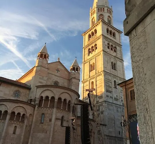 La Mansarda In Centro Appartement Modène