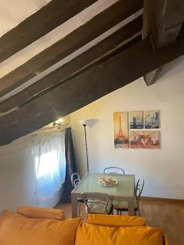Apartman La Mansarda In Centro
