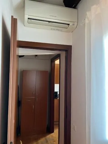 Apartman La Mansarda In Centro Modena